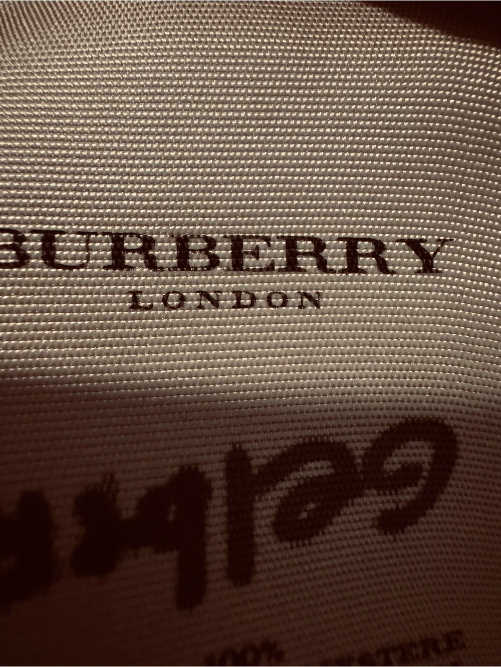 Burberry quilted jacket in Women's size M in Great Condition - Picture 8 of 14